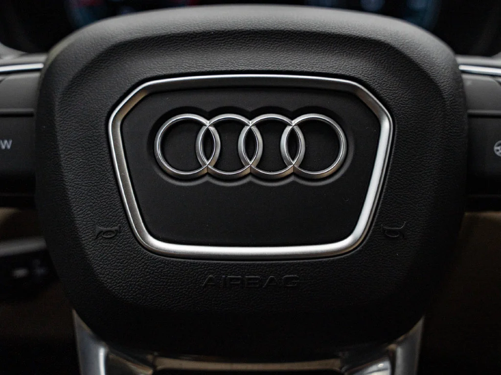 Used 2023 Mythos Black Metallic Audi 45 S line Premium image 32