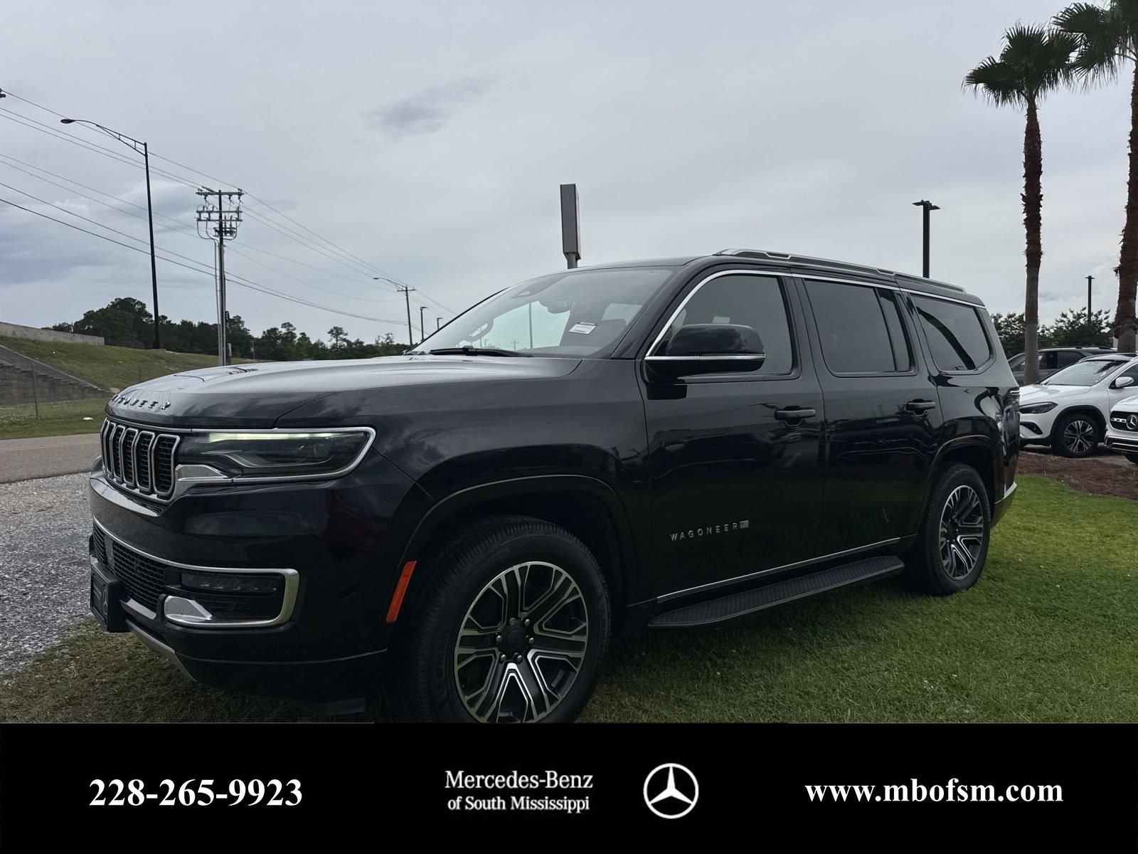 2023 Jeep Wagoneer Series II 4WD's photo