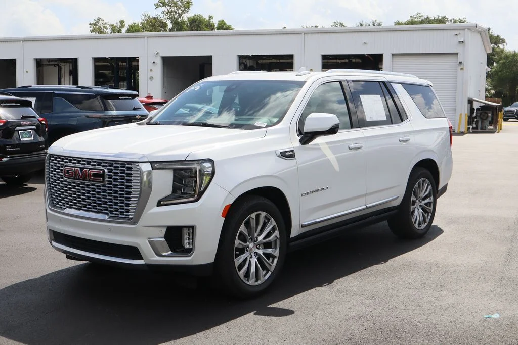 Used 2021 White GMC Denali image 5