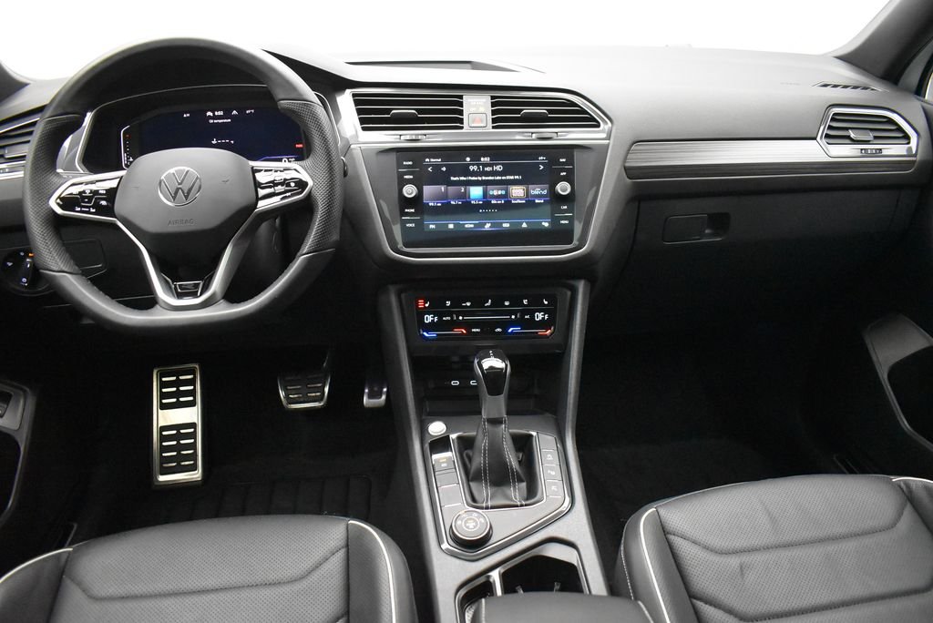 Used 2024 White Volkswagen 2.0T SEL R-Line image 30
