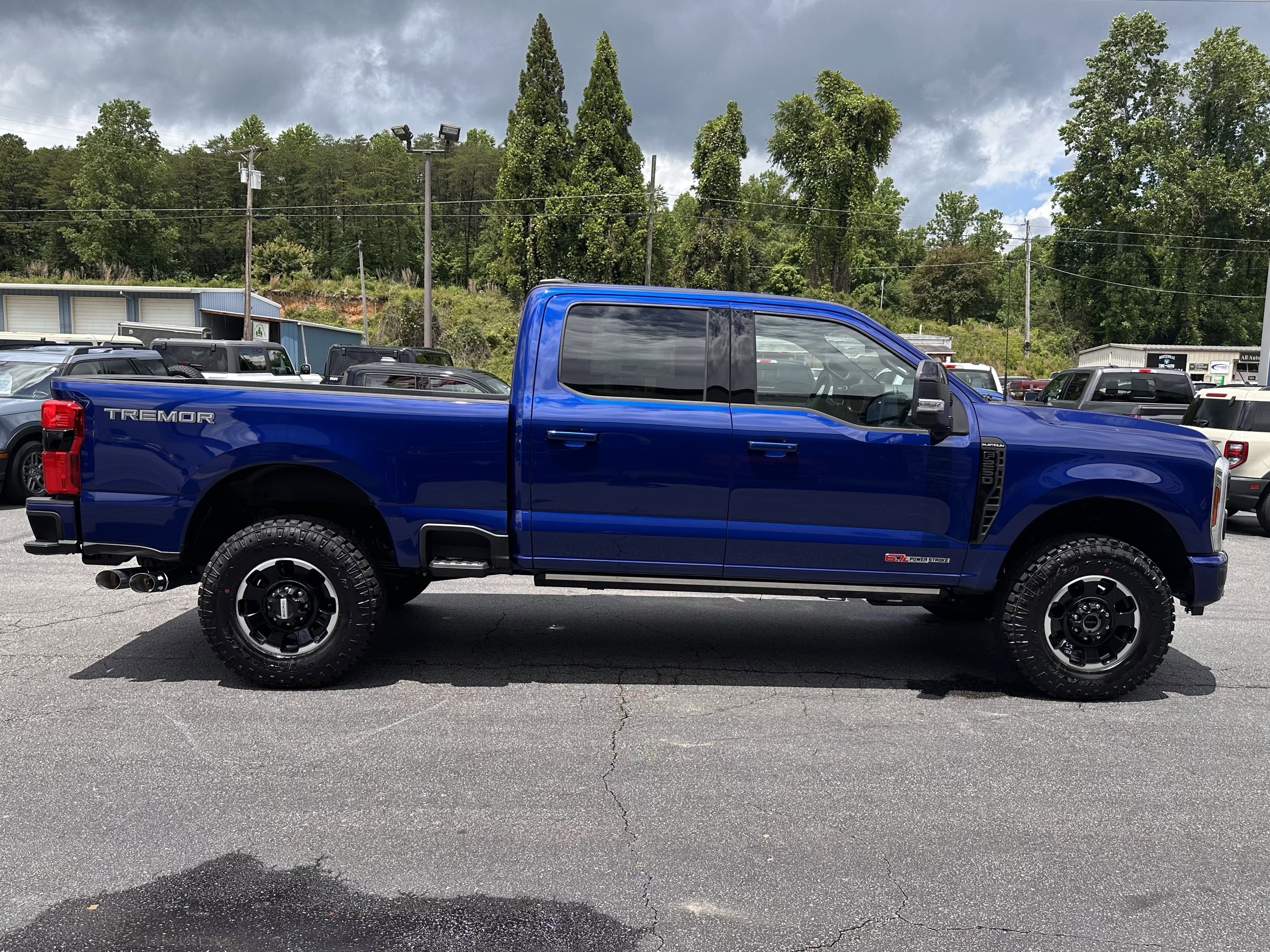 Used 2026 Laser Red Tinted Clearcoat Ford Platinum Tremor image 5