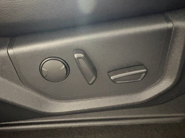 Used 2019 Black Ford Lariat image 16