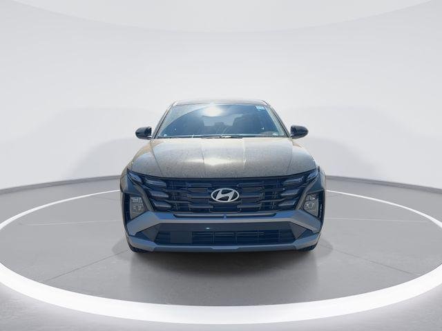 New 2026 Green Hyundai SE FWD image 3