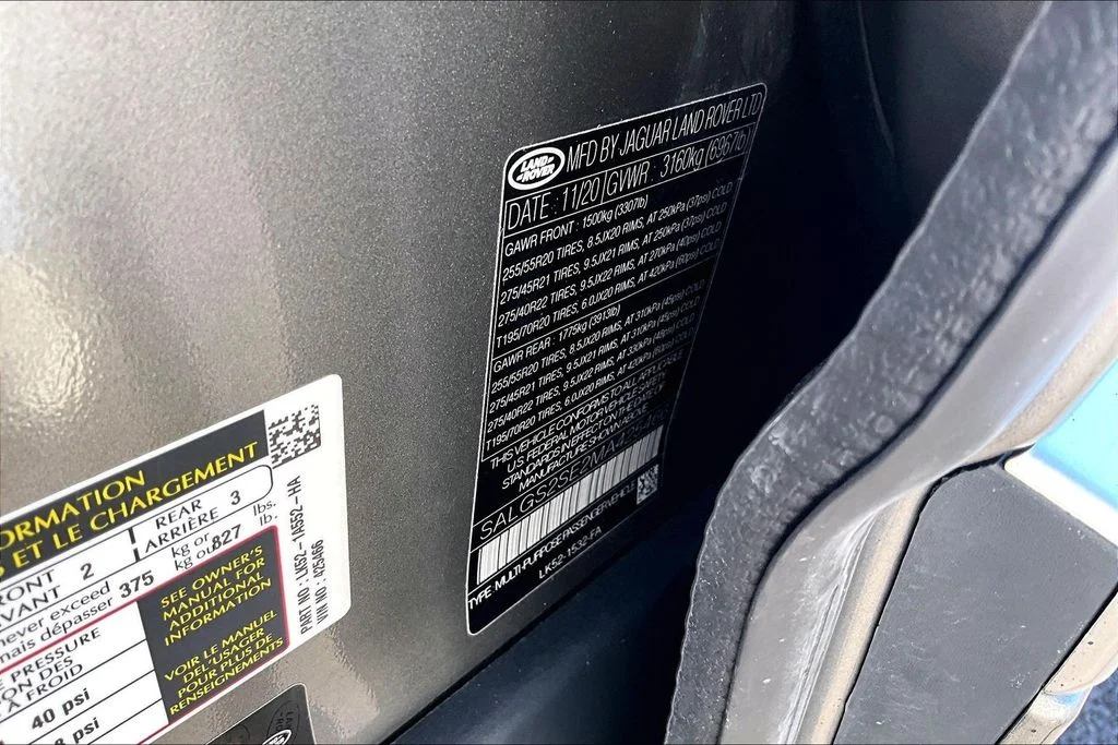 Used 2021 Silver Land Rover Westminster image 35