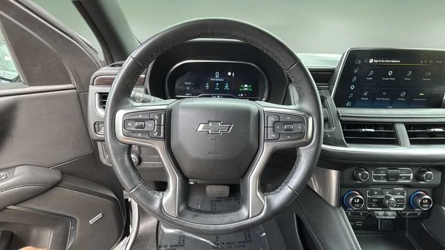 Used 2024 Summit White Chevrolet Z71 image 12