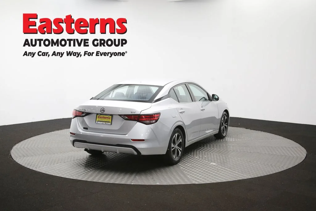 Used 2022 Silver Nissan SV image 39