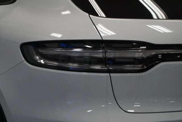 2026 Porsche Macan S - Photo 6