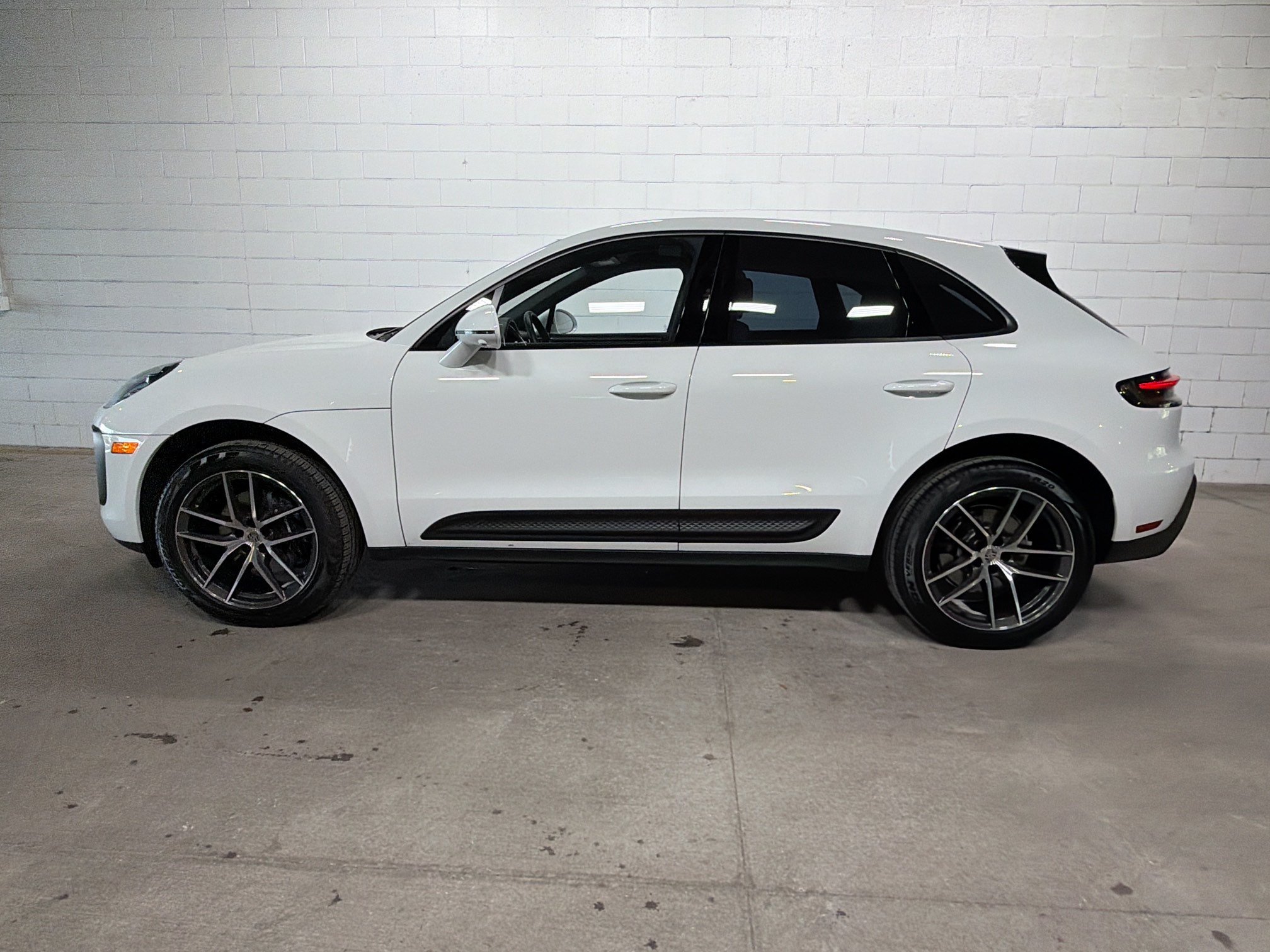 Certified Used 2026 White Porsche  image 2