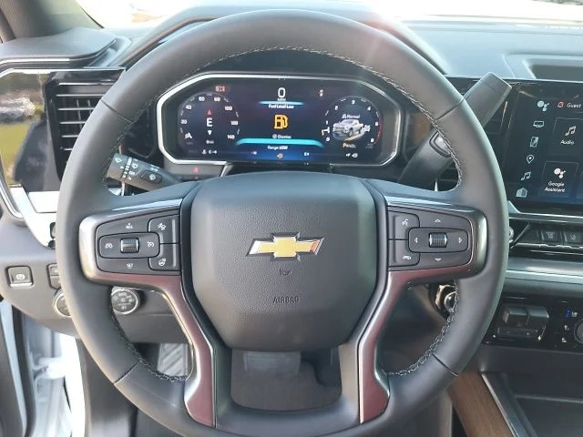 New 2026 White Chevrolet High Country image 44
