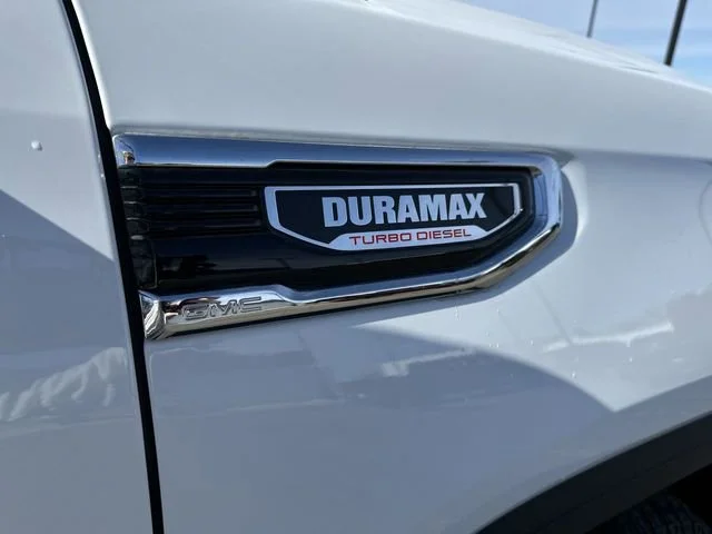 New 2026 Summit White GMC SLE image 32