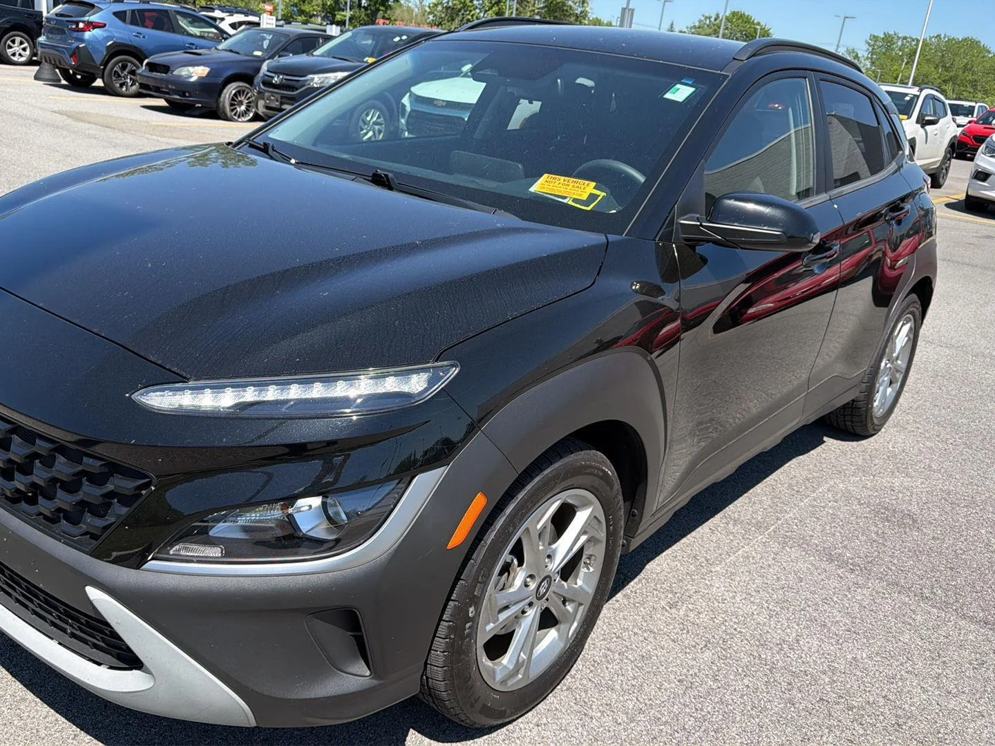 Used 2022 Ultra Black Hyundai SEL image 2