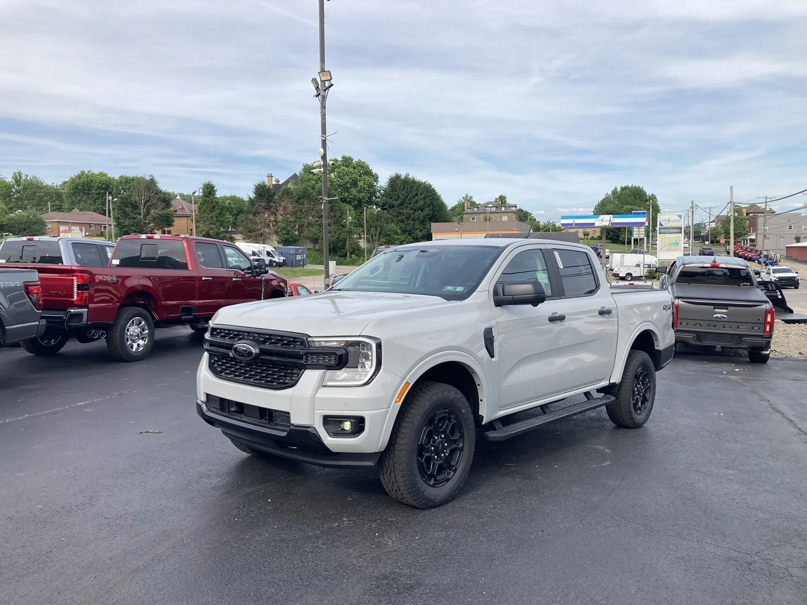 New 2026 Avalanche Ford XLT image 4