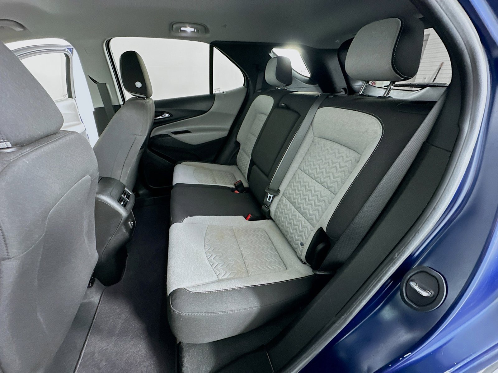 Used 2022 Blue Chevrolet LS image 28