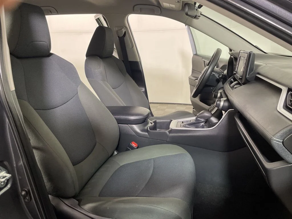 Used 2022 Gray Toyota LE image 23