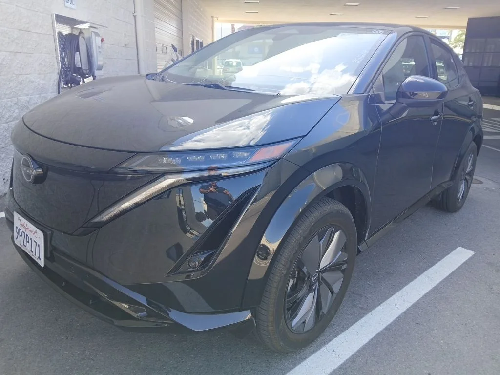 2024 Nissan Ariya Engage AWD's photo