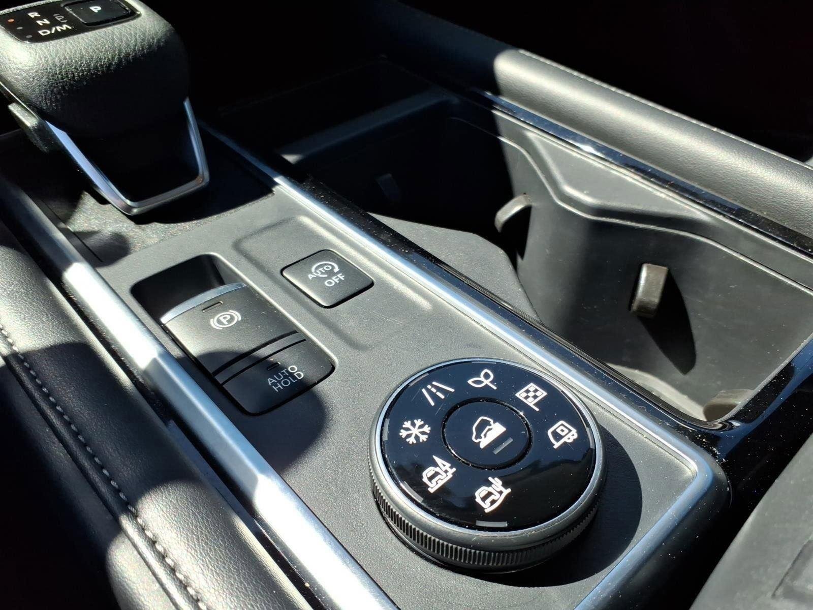 Used 2025 Brilliant Silver Metallic Nissan SV image 8