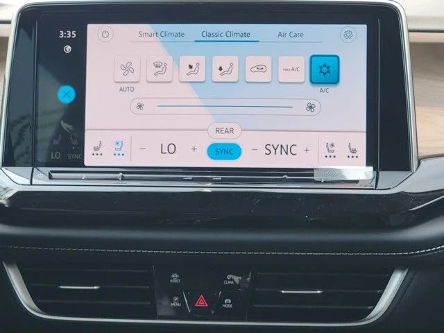 2026 Volkswagen Atlas SE w/Tech - Photo 23