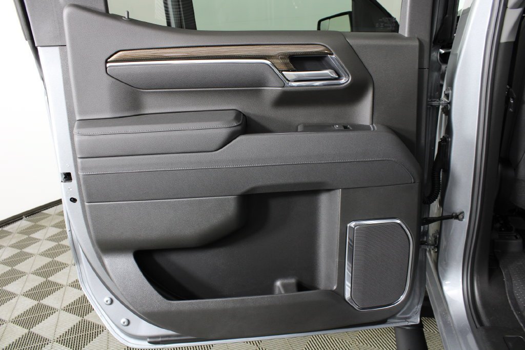 New 2026 Sterling Gray Metallic Chevrolet RST image 11