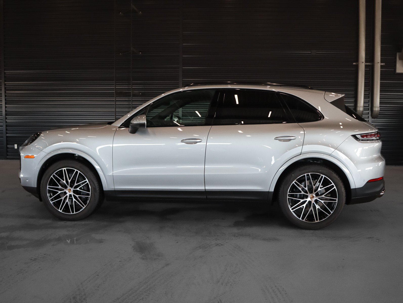 New 2026 Dolomite Silver Metallic Porsche  image 2