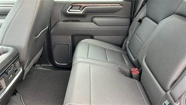 2025 GMC Sierra 2500HD SLT - Photo 18