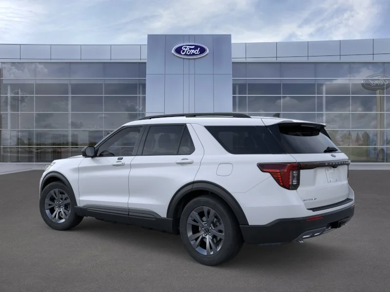 New 2026 Space White Metallic Ford Active image 4