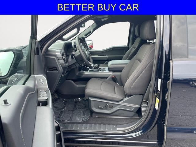 New 2026 Blue Ford XLT image 9