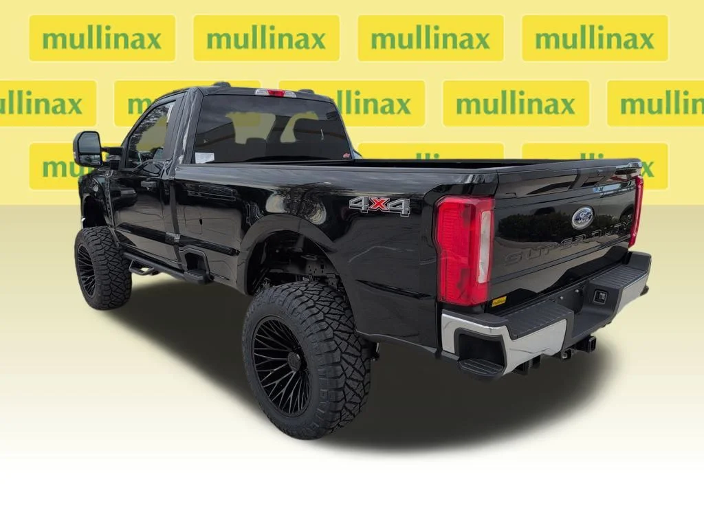 New 2026 Black Ford XLT image 8