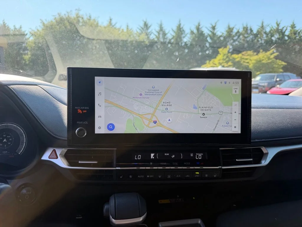 Used 2025 Silver Toyota Platinum image 14