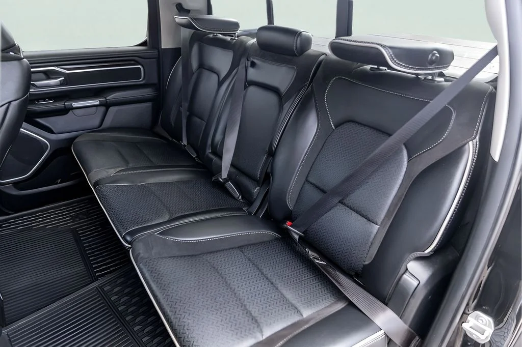 Used 2022 Black Ram Laramie image 26