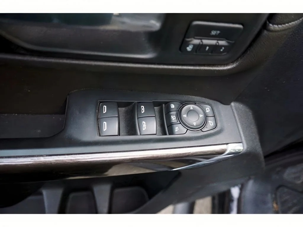 2023 Chevrolet Silverado 2500HD LTZ - Photo 13