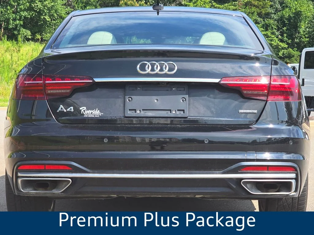 Certified Used 2023  Audi 45 S line Premium Plus image 3