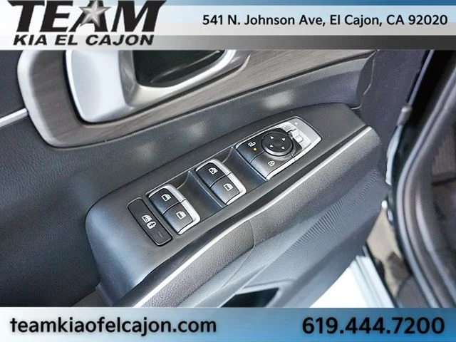Used 2024 Black Kia X-Line EX image 26