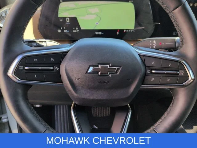 Used 2025 Cacti Green Chevrolet ACTIV image 11