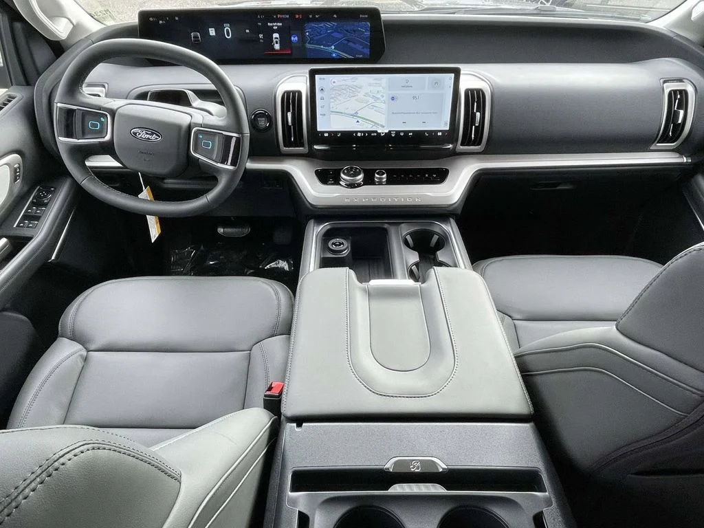 New 2026 Dark Matter Gray Metallic Ford MAX Active image 10