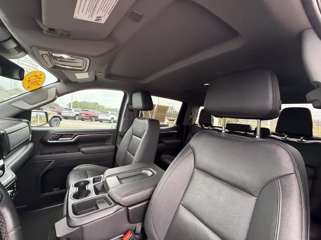 Used 2025 Silver GMC SLT image 21