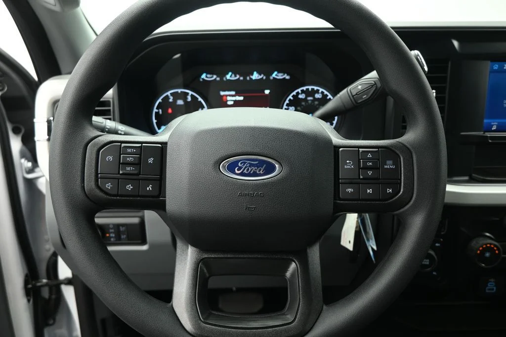 New 2026 Oxford White Ford XL image 10