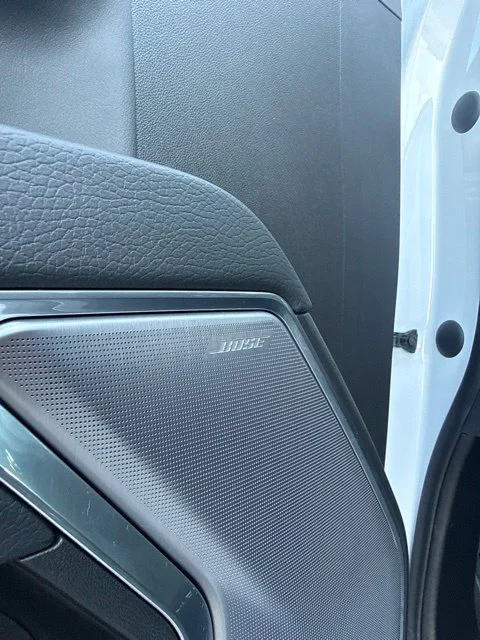 Used 2023 White GMC Denali image 28