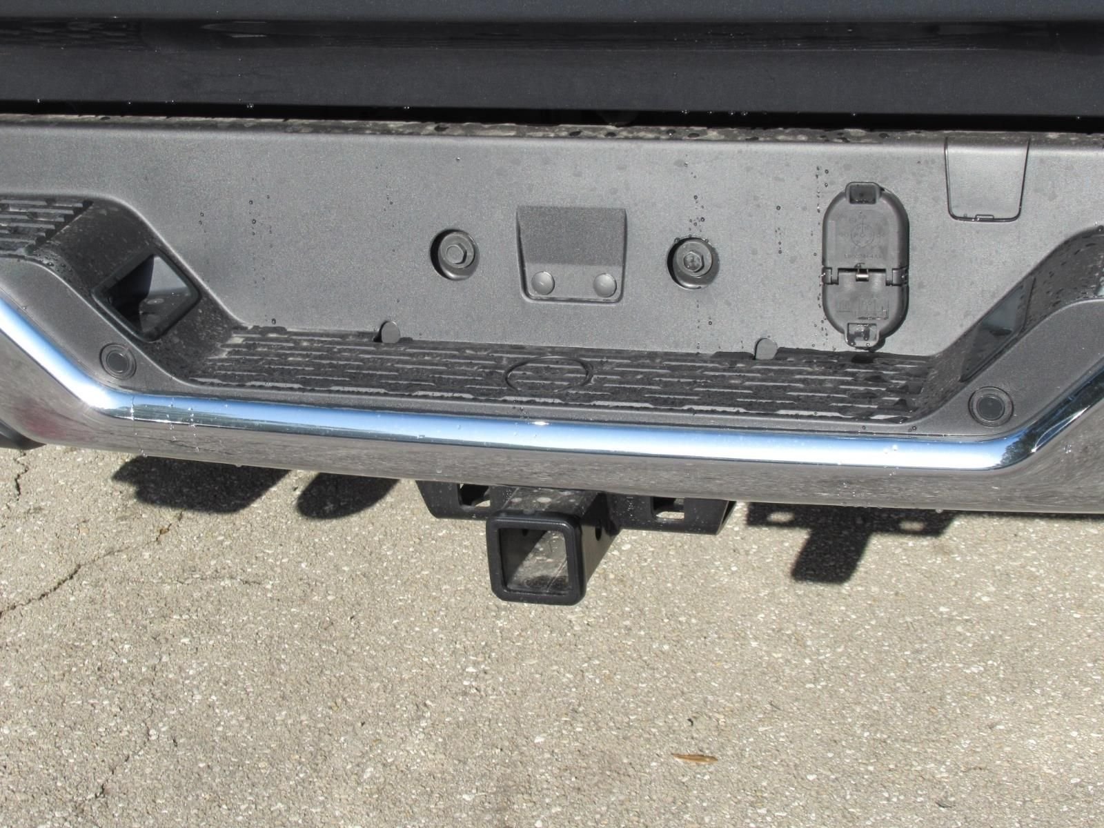 New 2026 Forged Blue Metallic Exterior Paint RAM Laramie image 10