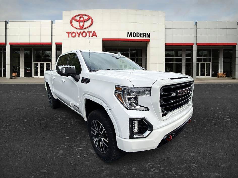 Used 2020 Summit White GMC AT4 image 3