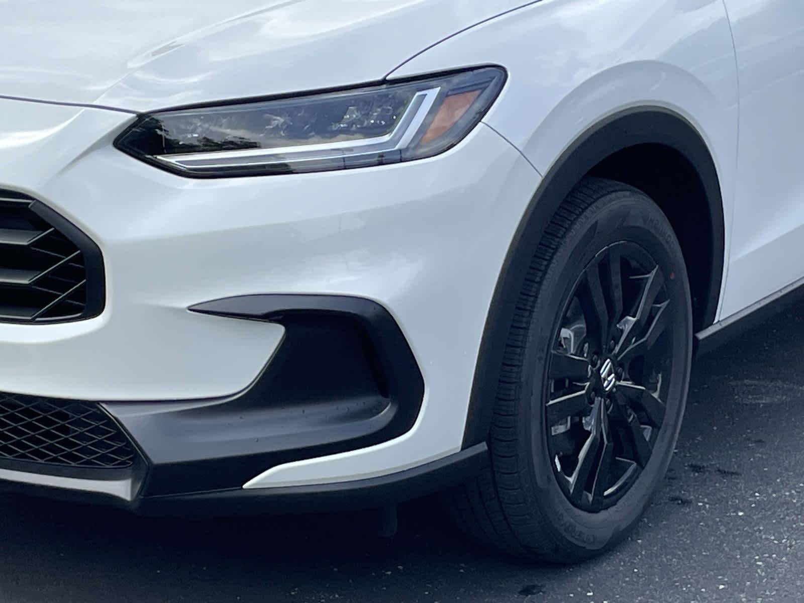 New 2026 Platinum White Pearl Honda Sport image 13