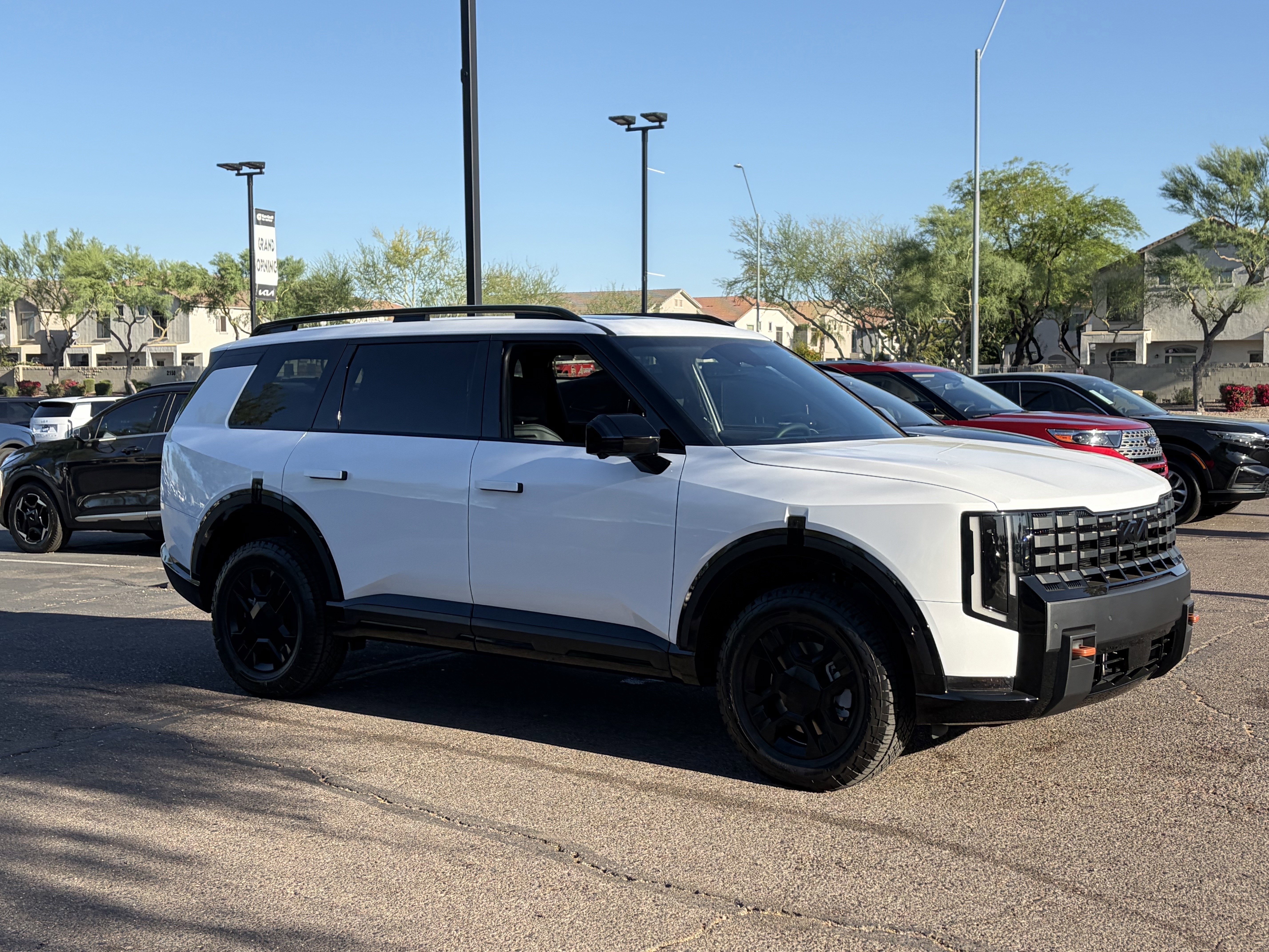 New 2027 Glacial White Pearl Kia X-PRO SX image 33