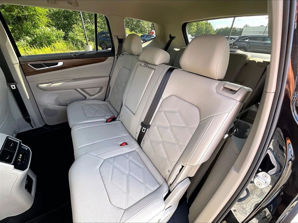 2026 Volkswagen Atlas SE w/Tech - Photo 15