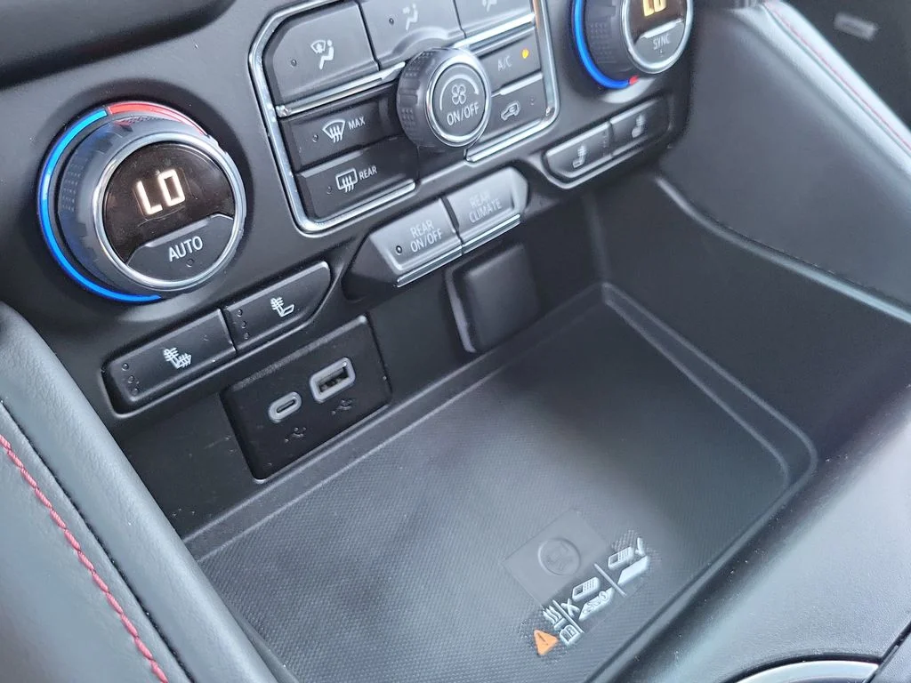2024 Chevrolet Tahoe RST - Photo 13