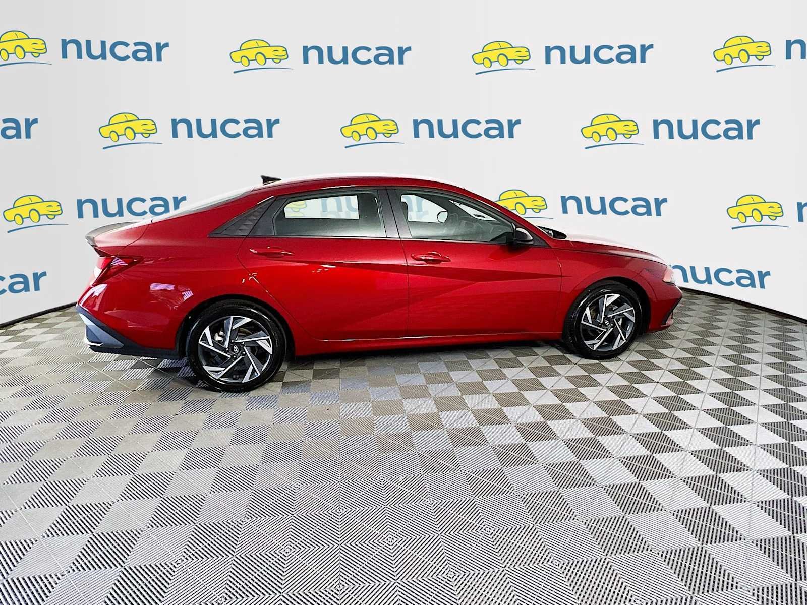 Used 2025 Ultimate Red Hyundai SEL Sport image 8