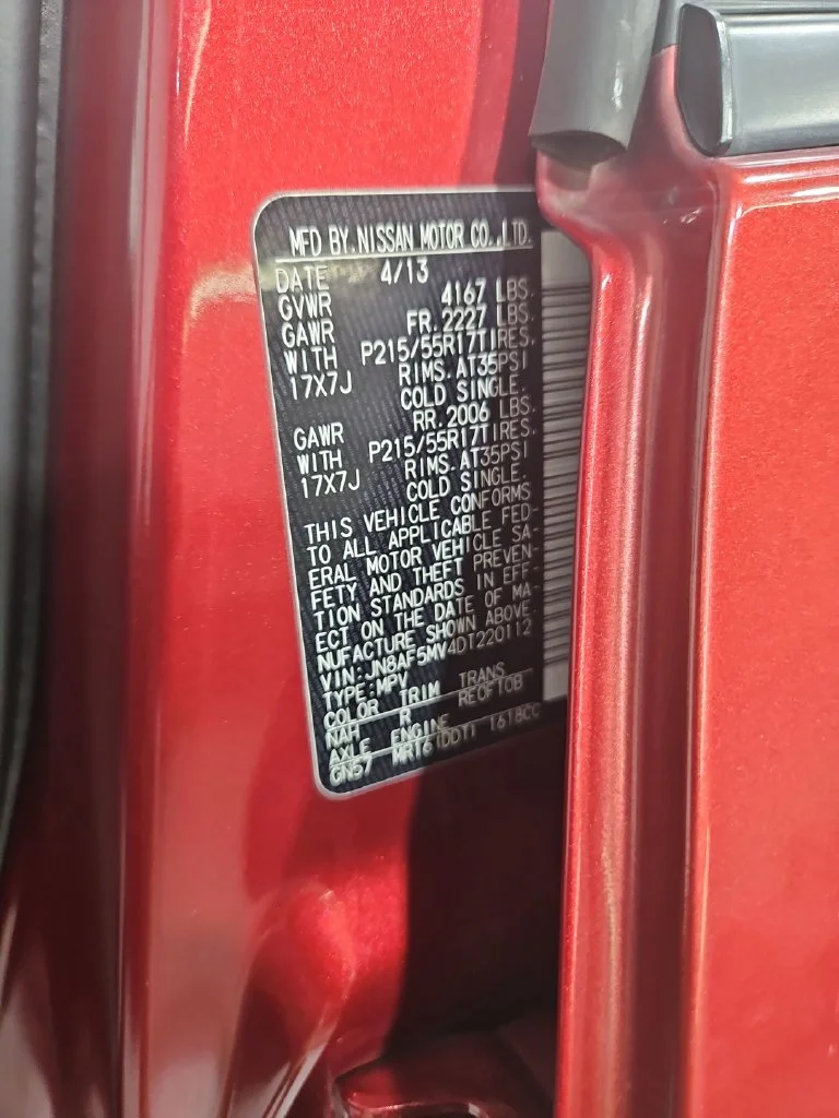 Used 2013 Red Nissan SL image 31