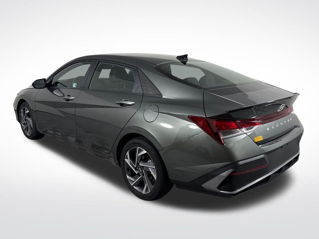 Certified Used 2025 Gray Hyundai SEL Sport image 6