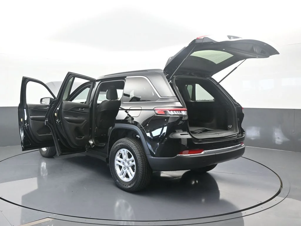 2025 Jeep Grand Cherokee Laredo - Photo 72