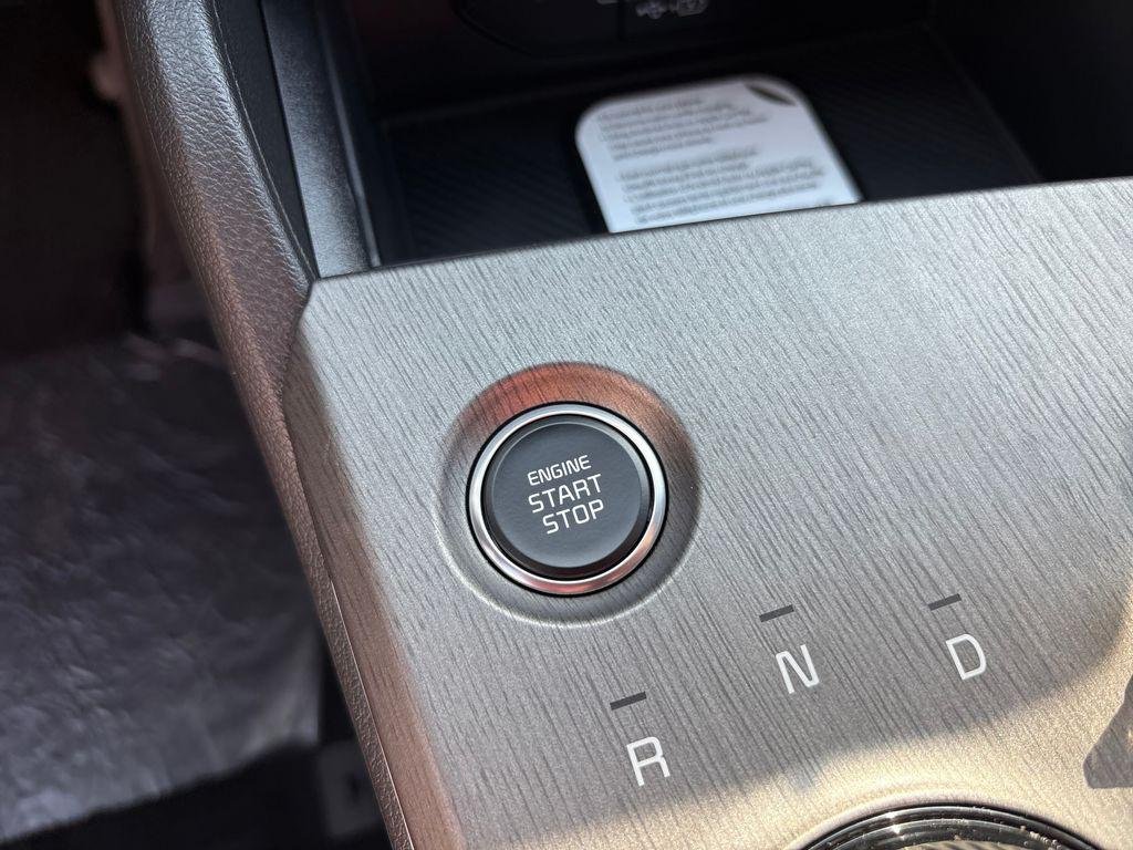 New 2026 Shadow Matte Gray Kia X-Line image 17