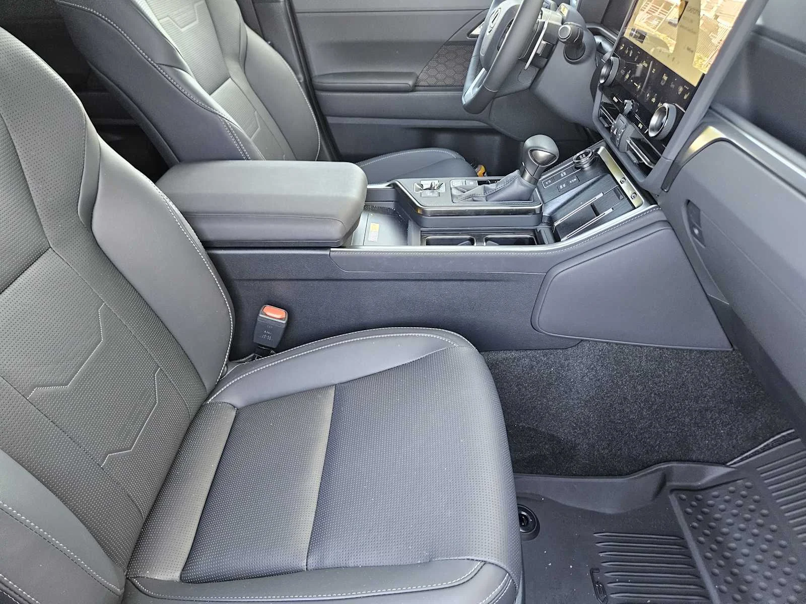 Certified Used 2026 ATOMIC SILVER Lexus Luxury+ image 9