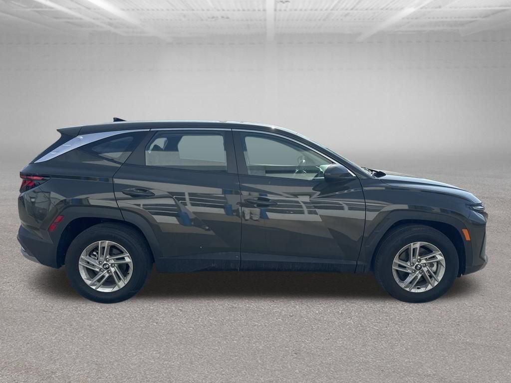 Certified Used 2025 Green Hyundai SE image 6